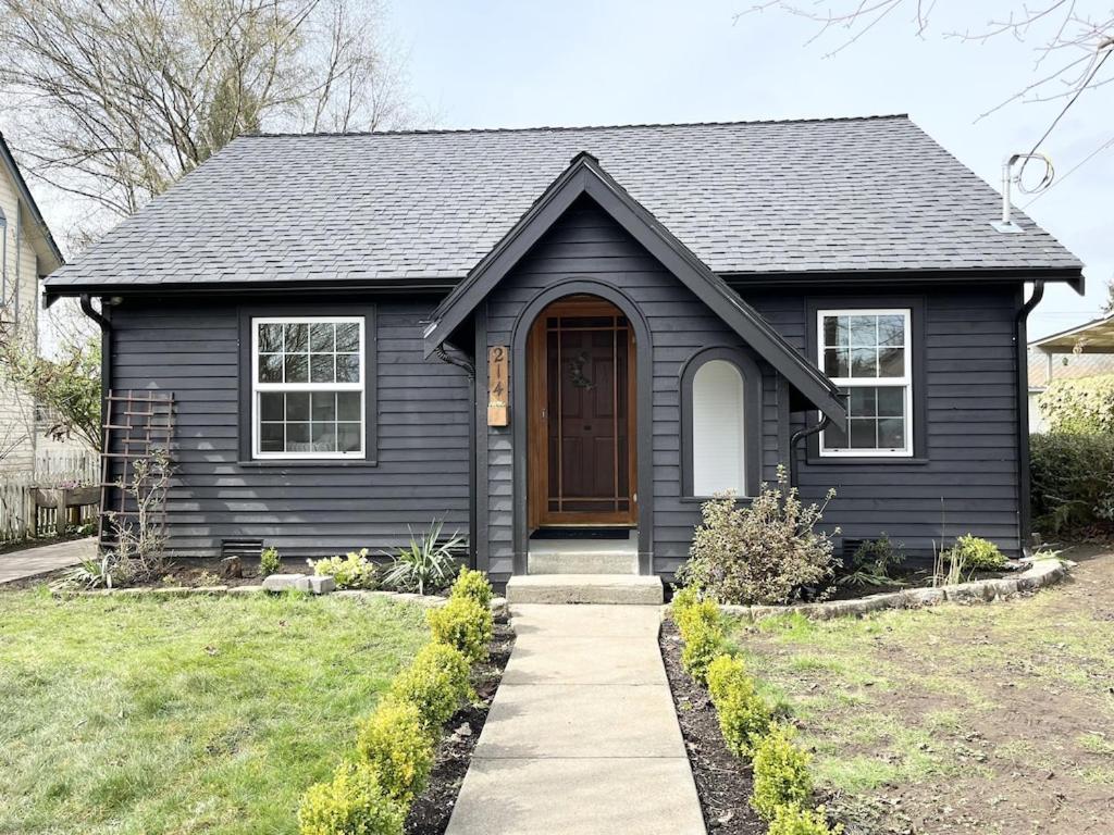 Modern 2 Bedroom Farmhouse Cottage With Hot Tub In Snohomish Eksteriør bilde